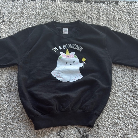 Black crewneck sweatshirt 'I'm a Boonicorn' with cute girly unicorn design - Picture 1 of 9